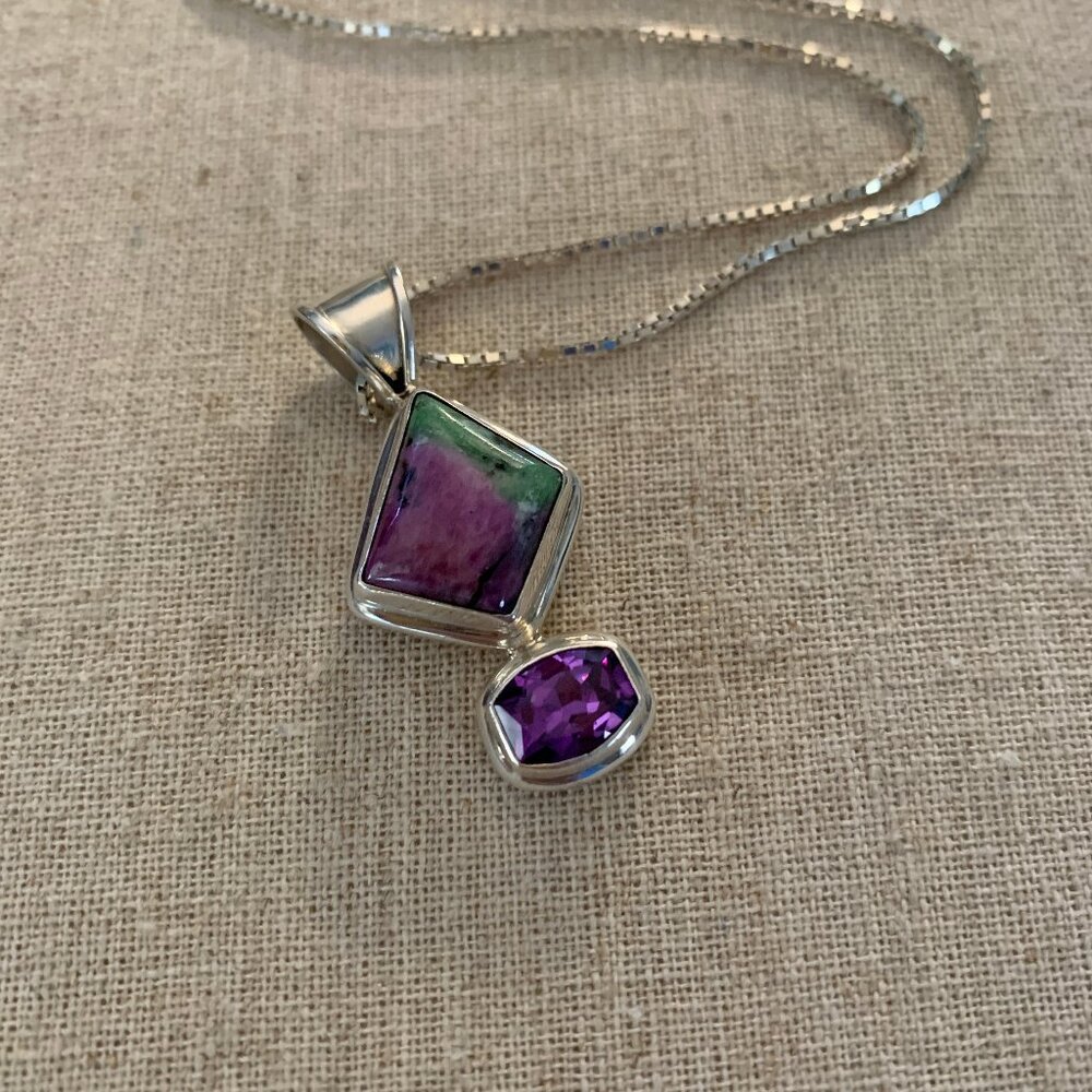High Quality Ruby Zoisite Pendant with Amethyst